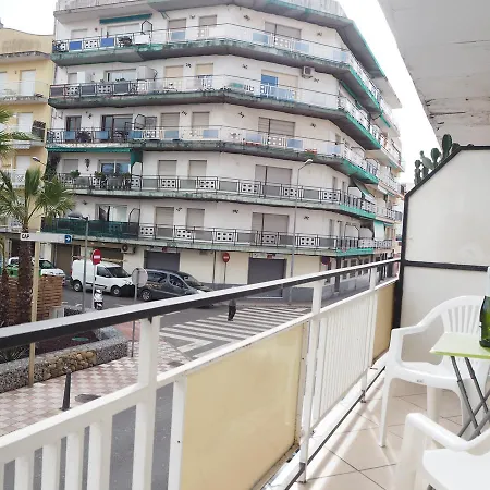 Ref. 203. Moragas I Barret. Appartement Pineda de Mar